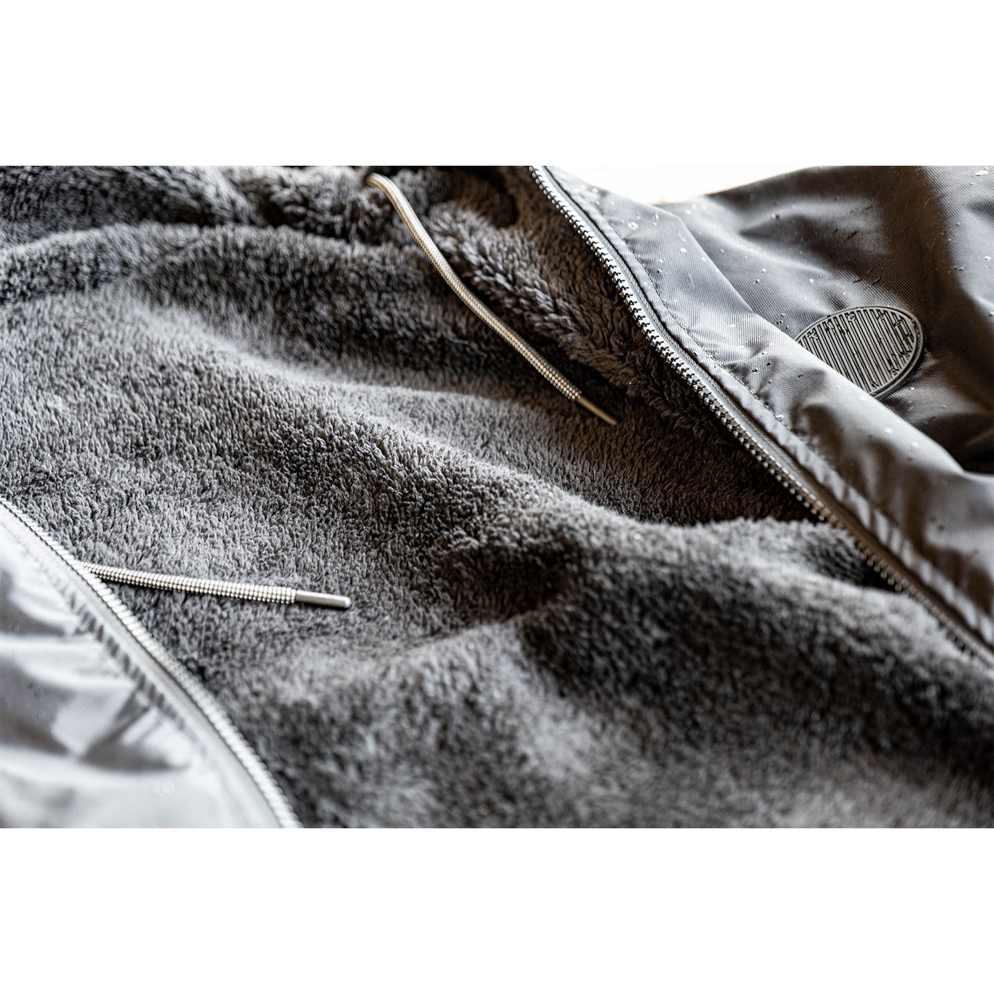  Mystic Waterproof Poncho Deluxe Explore Changing Robe